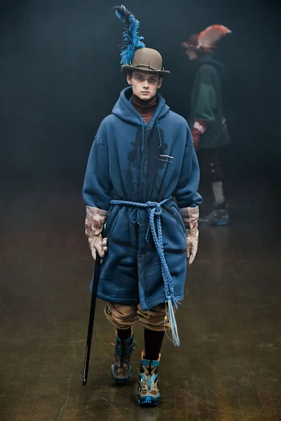 Look 34
